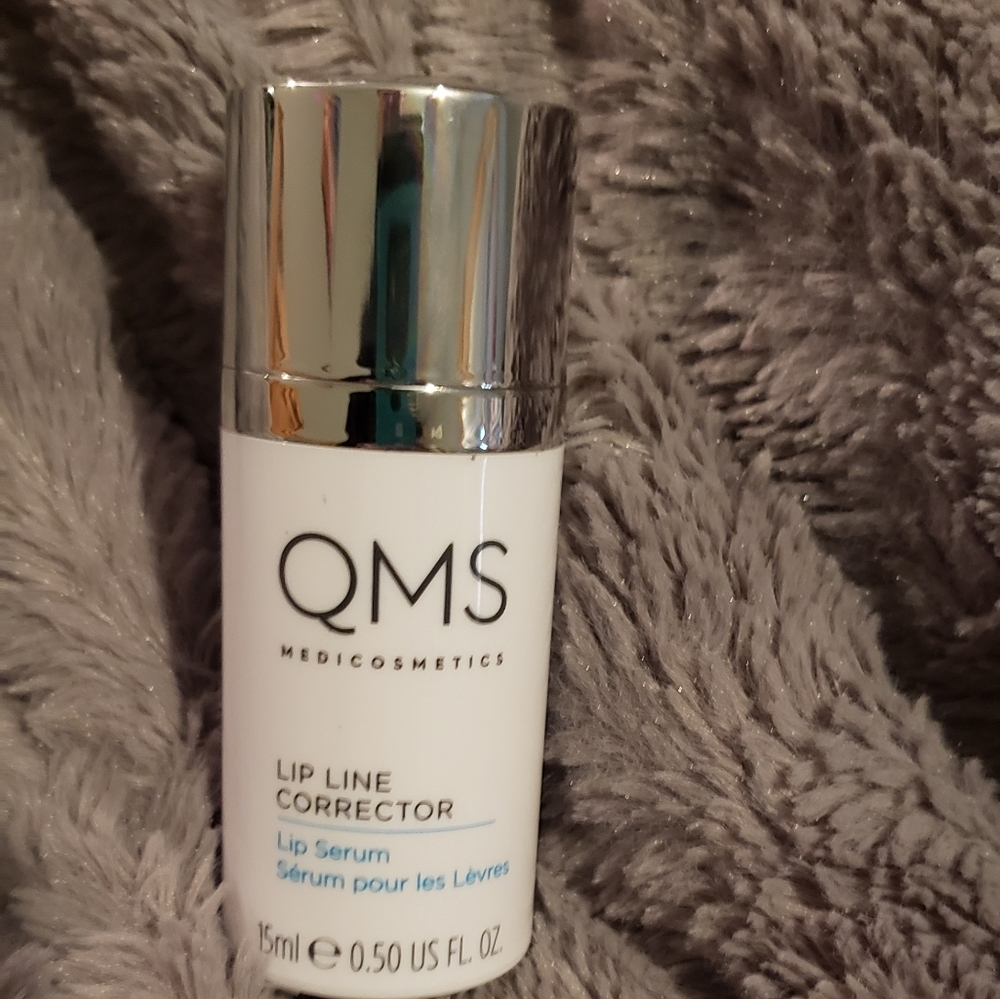Qms lip line corrector